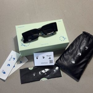 OFF-WHITE Arthur Square-Frame Sunglasses